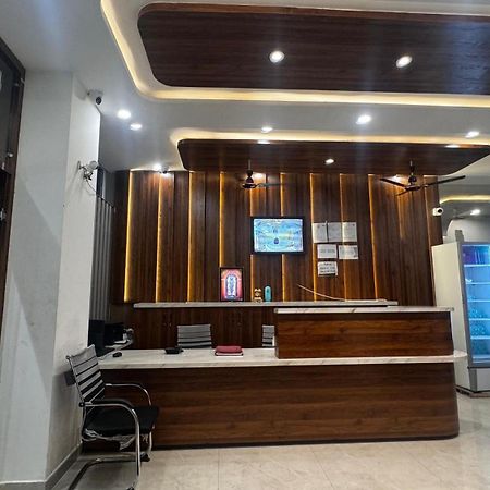 Hotel Prakasham Ujjain Exterior photo
